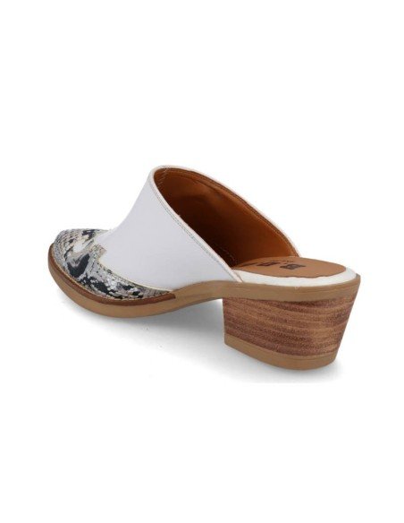 Zuecos mule piel