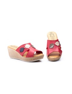 Red comfortable women's clogs