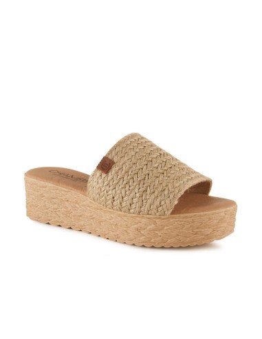 Zuecos con plataforma rafia
