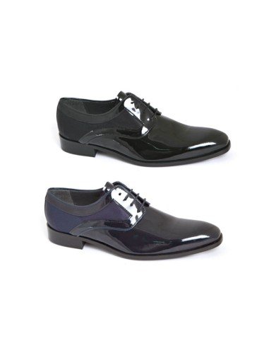 black charol shoes